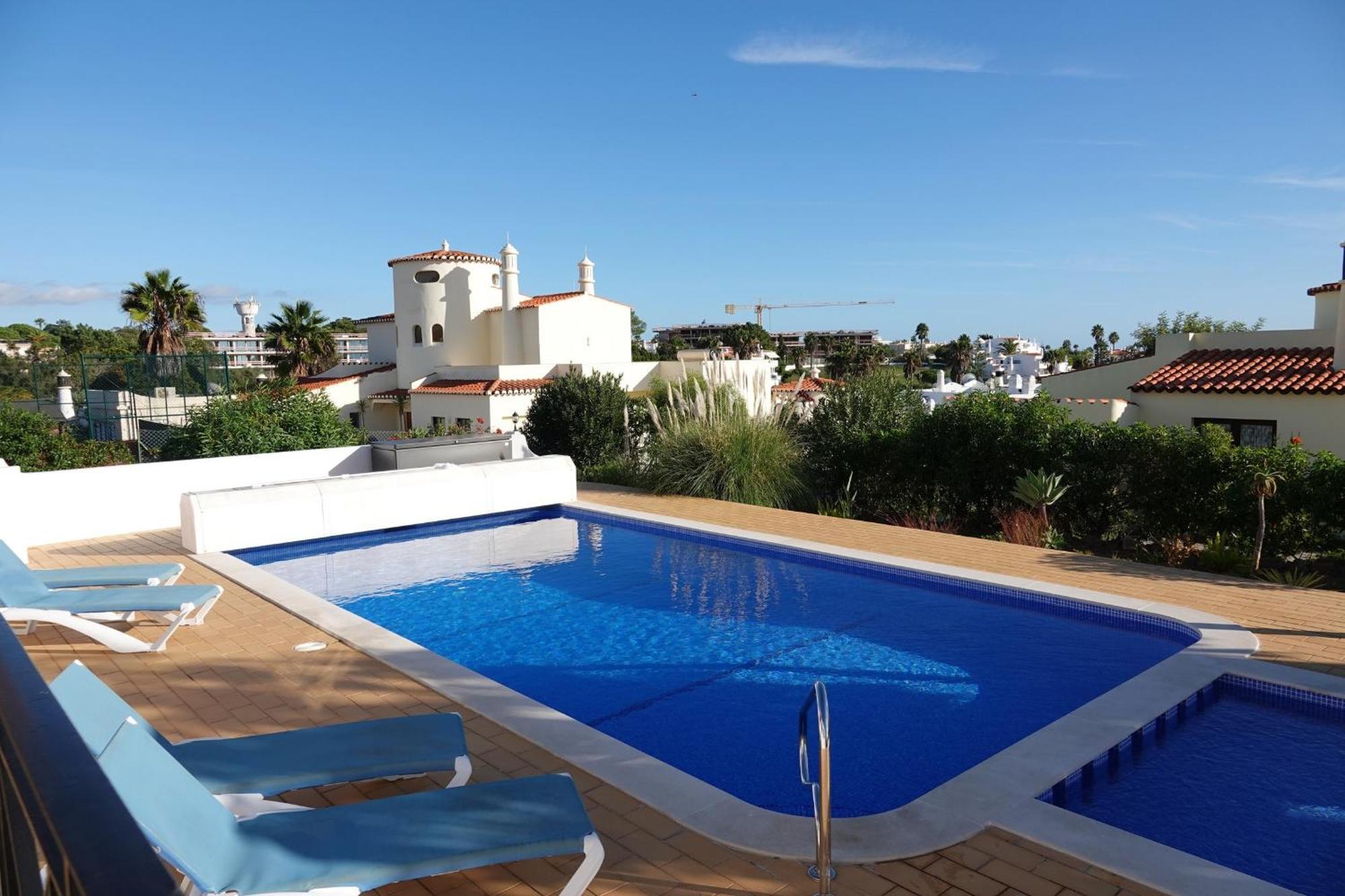 Casa Colina Golf, Only A Minute Walk Away Willa